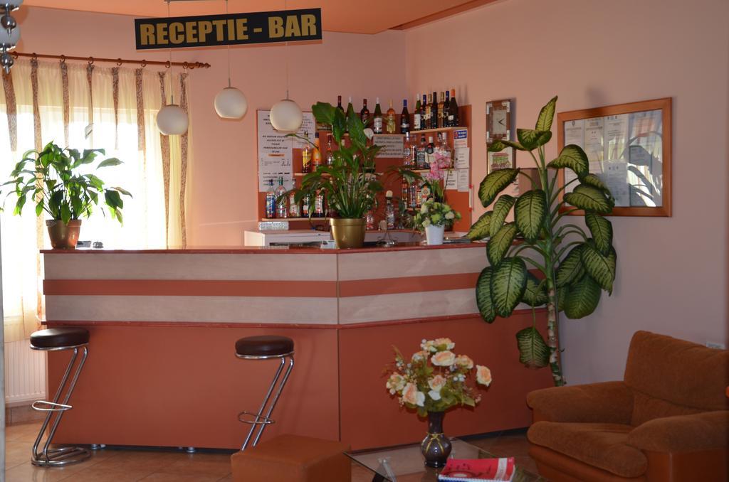 Pensiunea Casa Verde Vladimirescu Екстериор снимка
